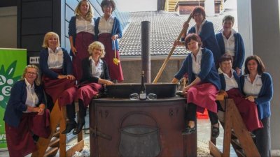 Feierliche Einweihung der Kellerei Kaltern
