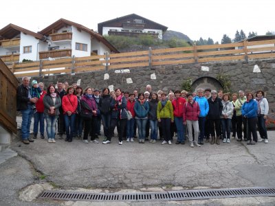 Gruppenfoto beim Wieserhof in Vöran